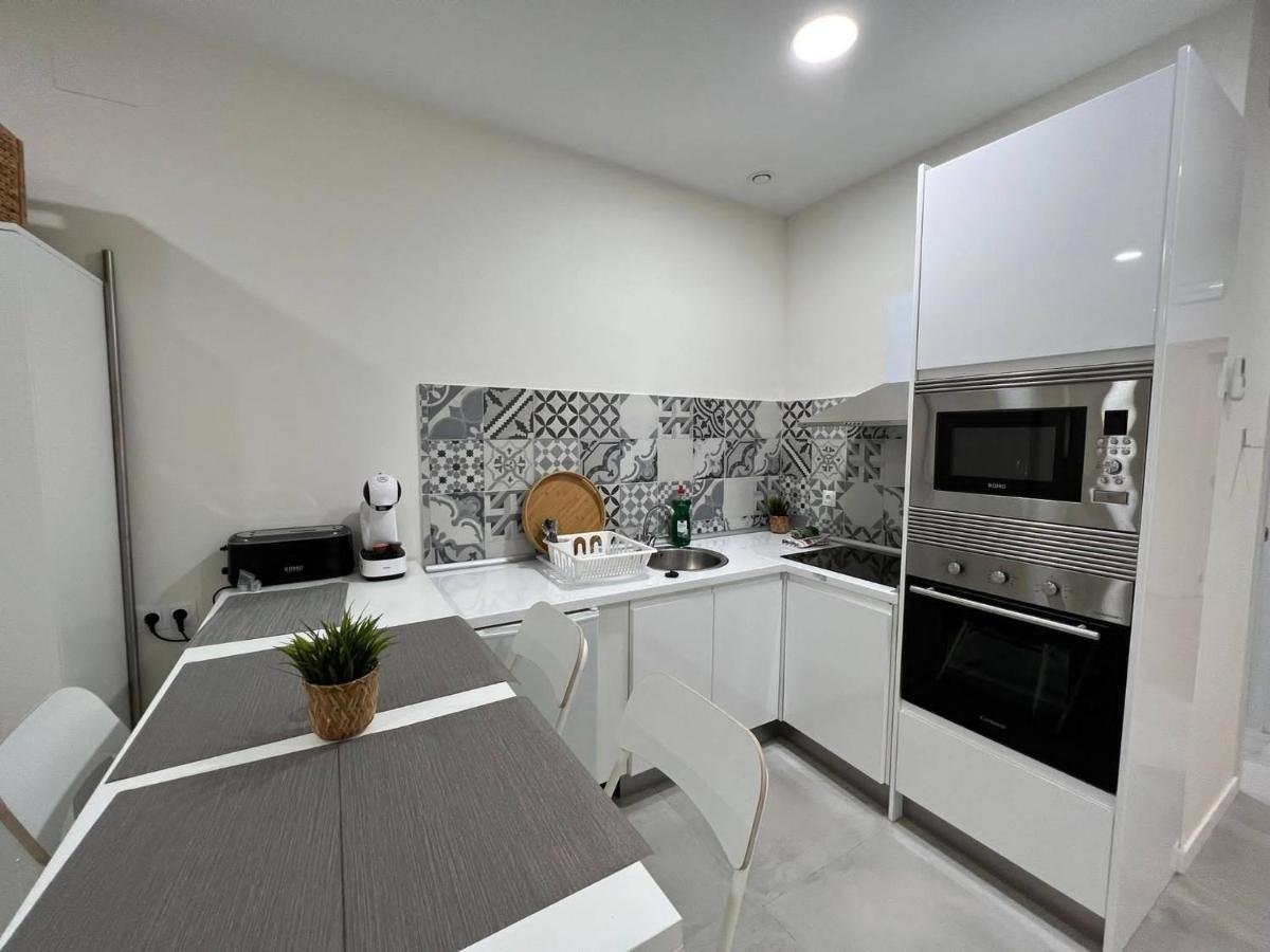 Centro Estudio Trinidad Malaga 3 외부 사진